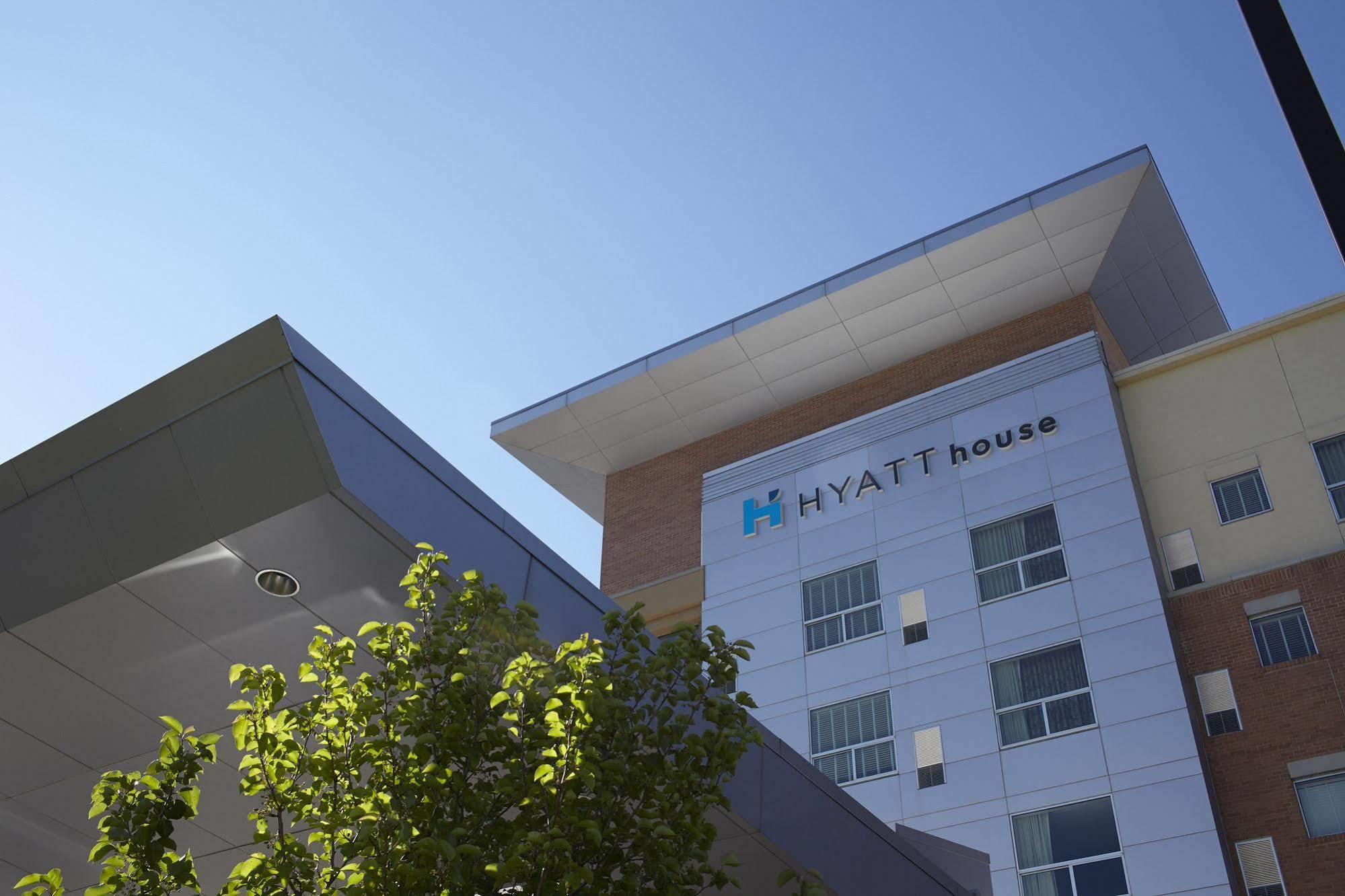 Отель Hyatt House Fishkill-Poughkeepsie Экстерьер фото
